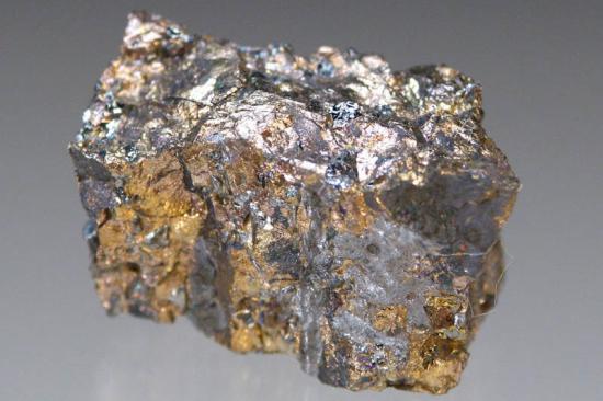 铂族金属回收精炼 从矿石到高纯金属的循环路径